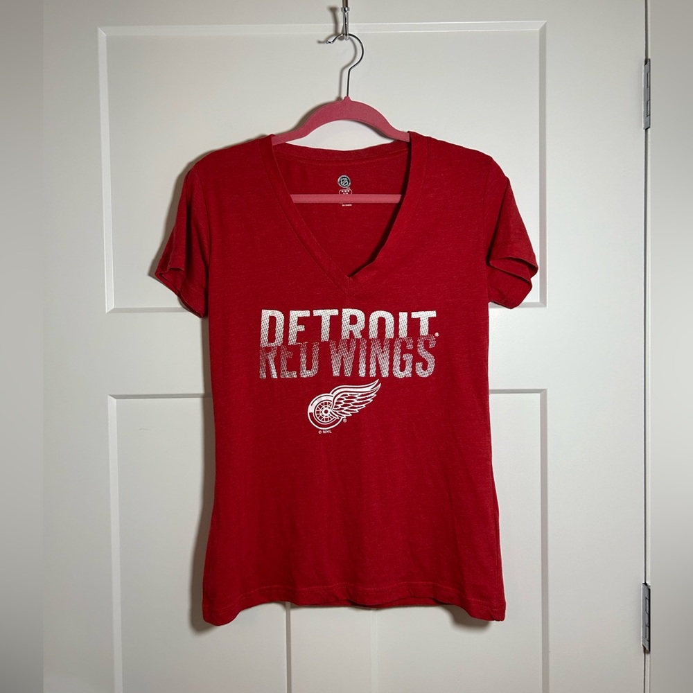 Red Wings hockey t shirt - women’s